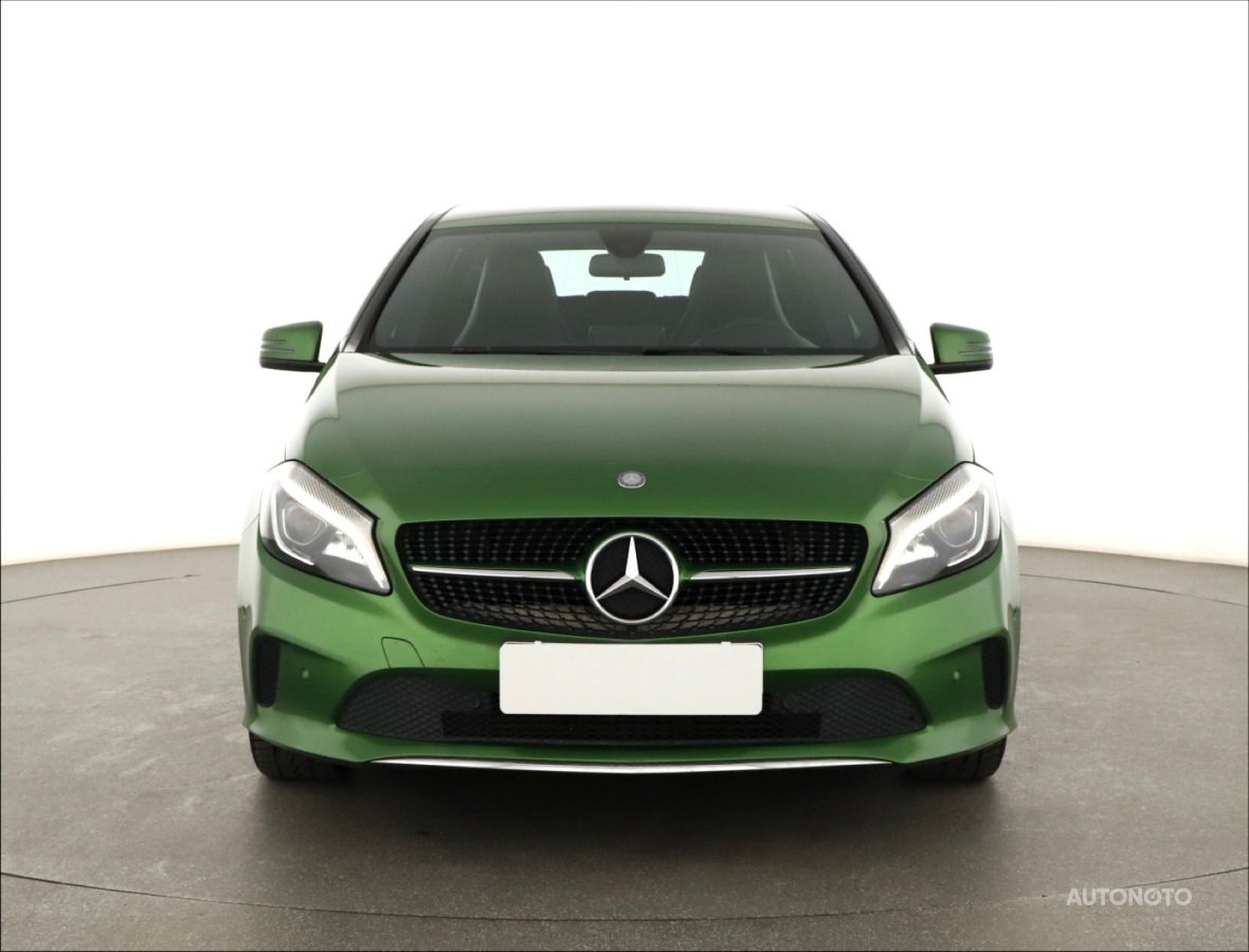 Mercedes-Benz A, 2016 - pohled č. 2