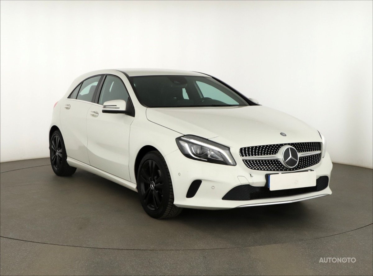 Mercedes-Benz A, 2016 - celkový pohled