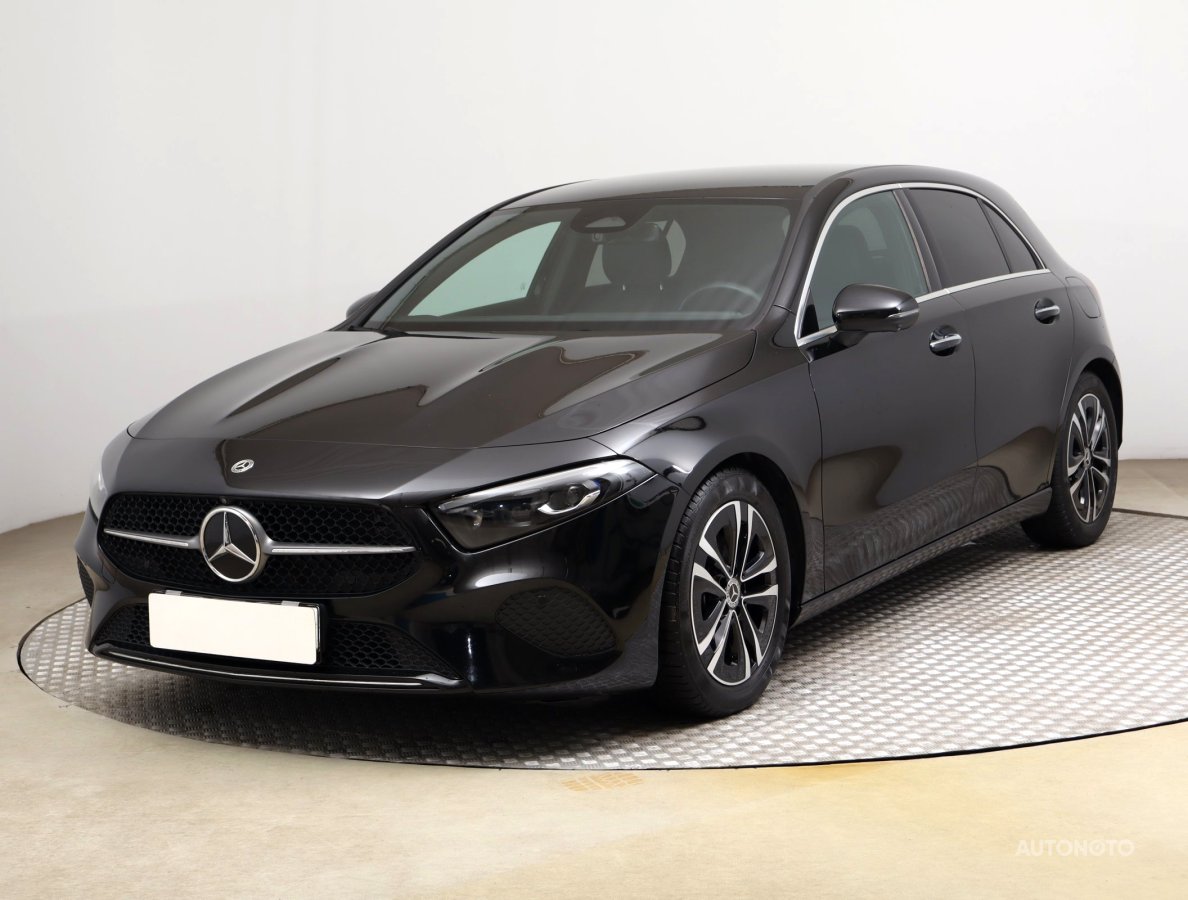 Mercedes-Benz A, 2024 - pohled č. 3