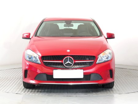 Mercedes-Benz A, 2016 - pohled č. 2