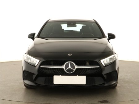 Mercedes-Benz A, 2018 - pohled č. 2