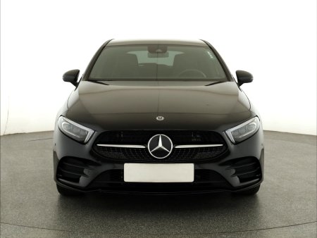 Mercedes-Benz A, 2022 - pohled č. 2