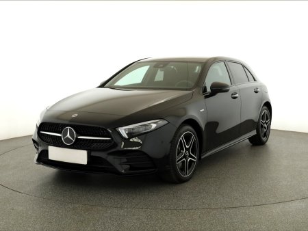 Mercedes-Benz A, 2022 - pohled č. 3