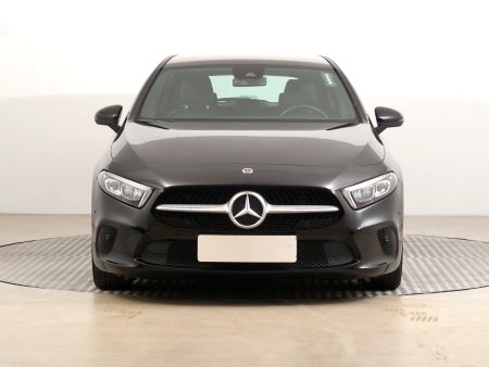 Mercedes-Benz A, 2022 - pohled č. 2