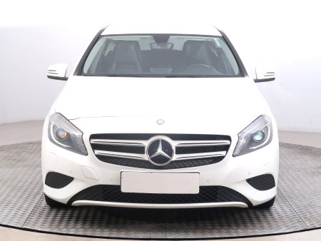 Mercedes-Benz A, 2013 - pohled č. 2