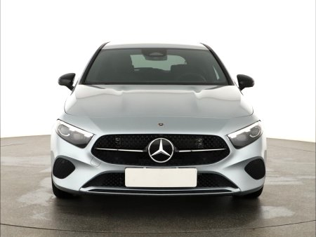 Mercedes-Benz A, 2024 - pohled č. 2