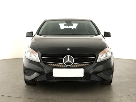 Mercedes-Benz A, 2015 - pohled č. 2