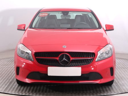 Mercedes-Benz A, 2018 - pohled č. 2