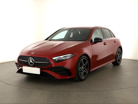 Mercedes-Benz A, 2025 - pohled č. 3