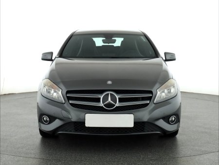 Mercedes-Benz A, 2012 - pohled č. 2