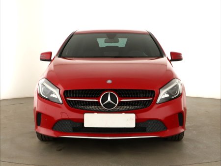 Mercedes-Benz A, 2016 - pohled č. 2