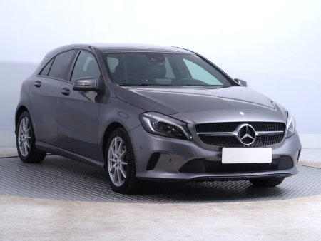 Mercedes-Benz A Mercedes   200,2016
