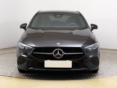 Mercedes-Benz A, 2024 - pohled č. 2