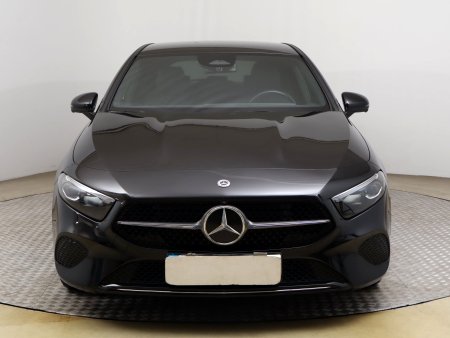 Mercedes-Benz A, 2024 - pohled č. 2