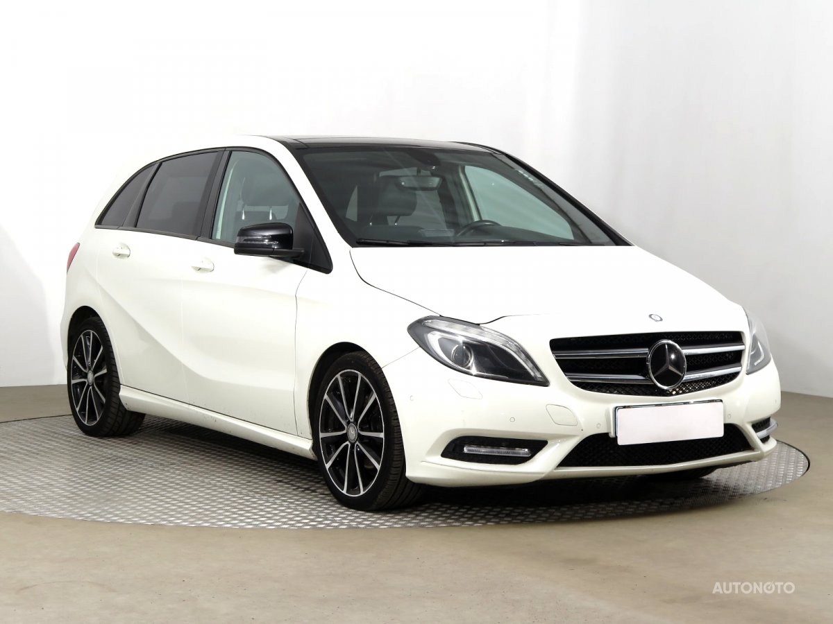 Mercedes-Benz B, 2015 - celkový pohled