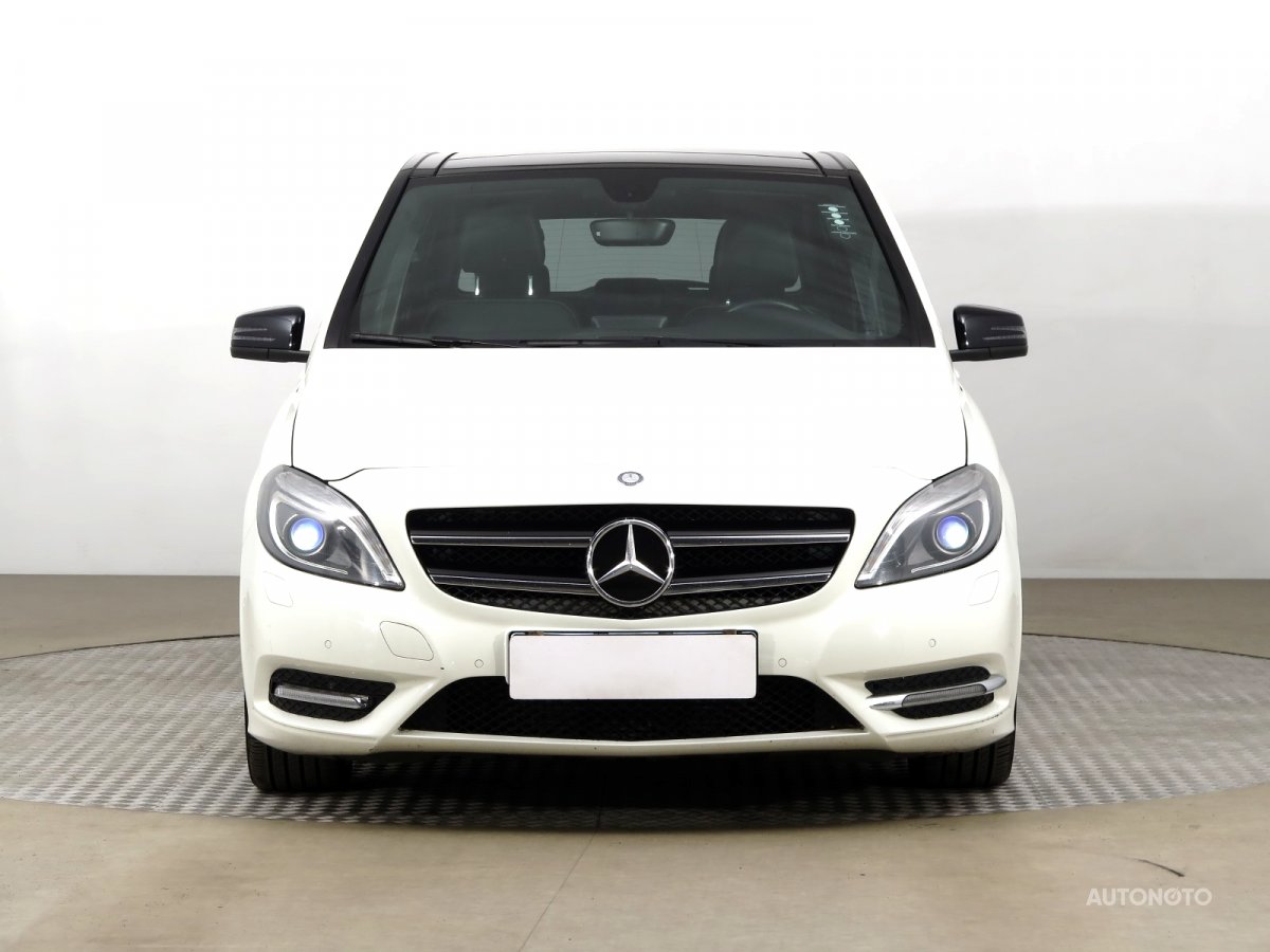 Mercedes-Benz B, 2015 - pohled č. 2
