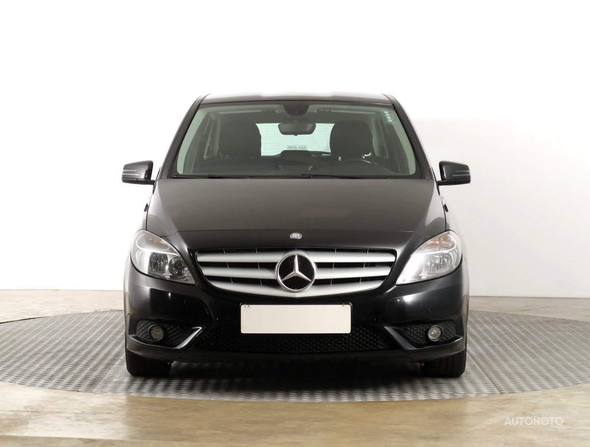 Mercedes-Benz B, 2013 - pohled č. 2