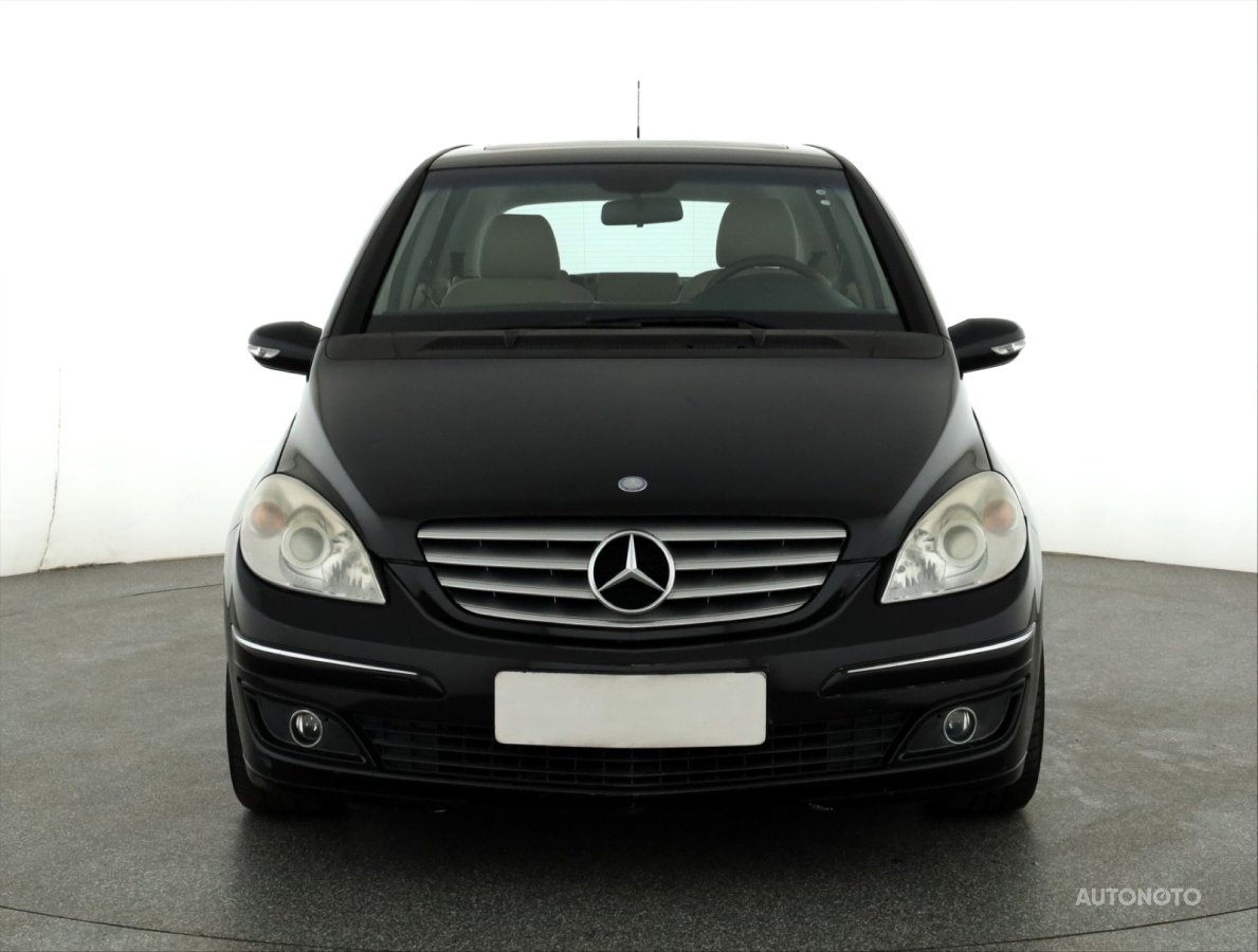 Mercedes-Benz B, 2005 - pohled č. 2