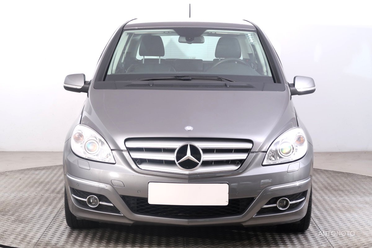 Mercedes-Benz B, 2010 - pohled č. 2