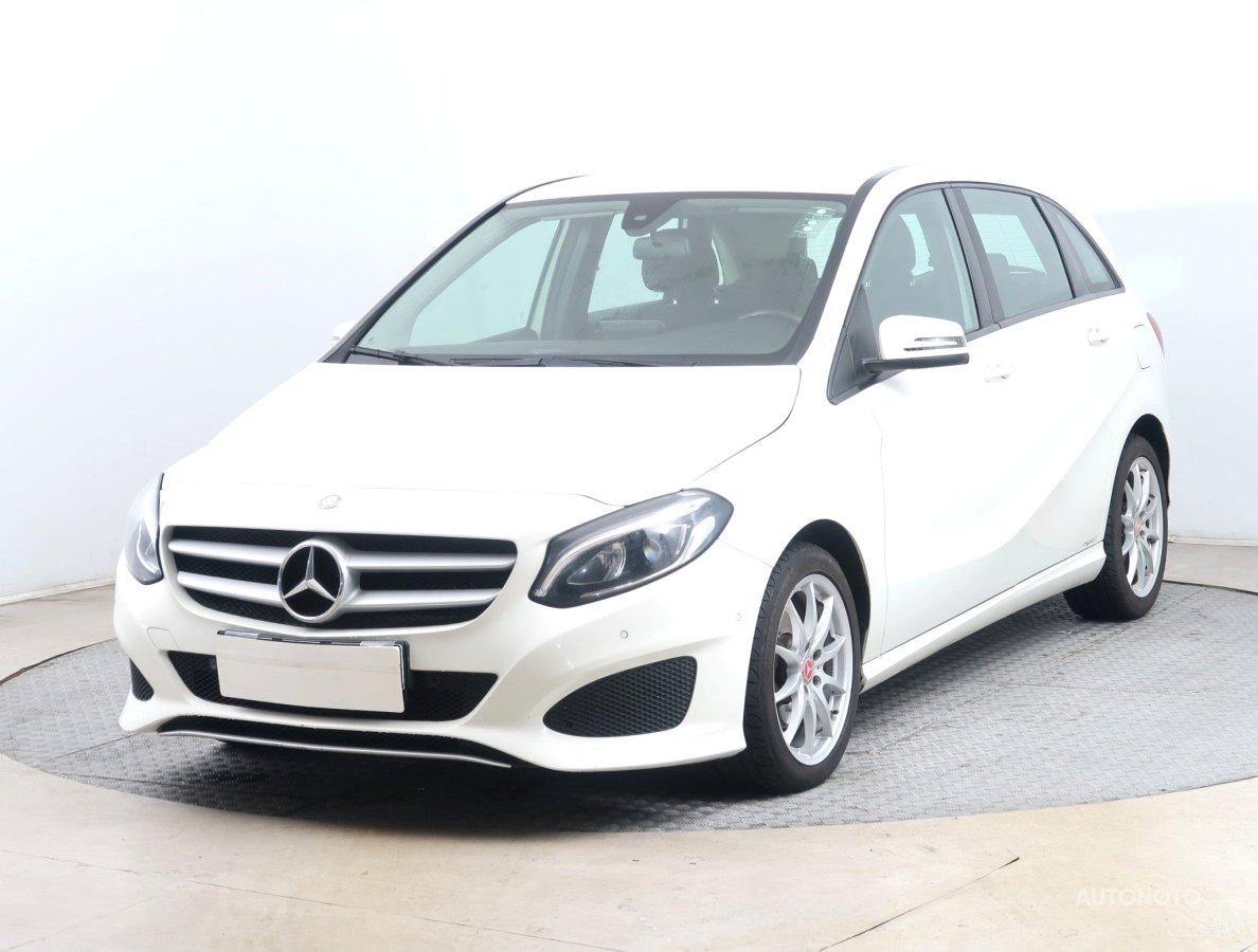 Mercedes-Benz B, 2016 - pohled č. 3