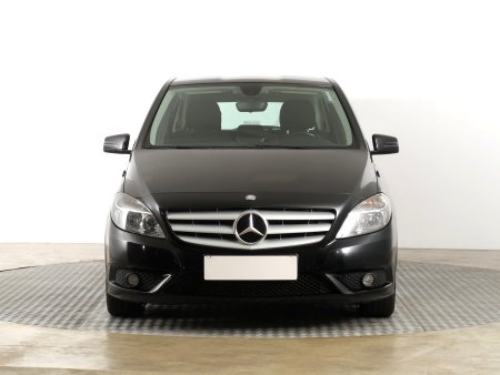 Mercedes-Benz B, 2013 - pohled č. 2