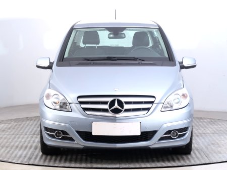 Mercedes-Benz B, 2010 - pohled č. 2