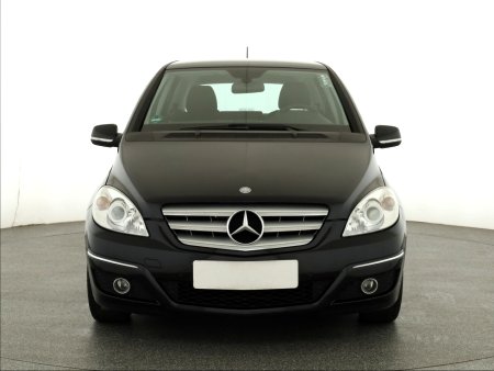 Mercedes-Benz B, 2010 - pohled č. 2