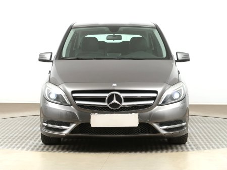 Mercedes-Benz B, 2012 - pohled č. 2