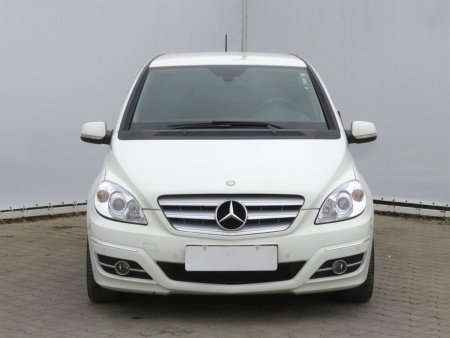 Mercedes-Benz B, 2011 - pohled č. 2