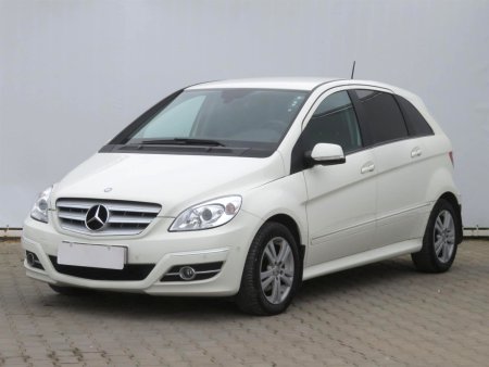 Mercedes-Benz B, 2011 - pohled č. 3
