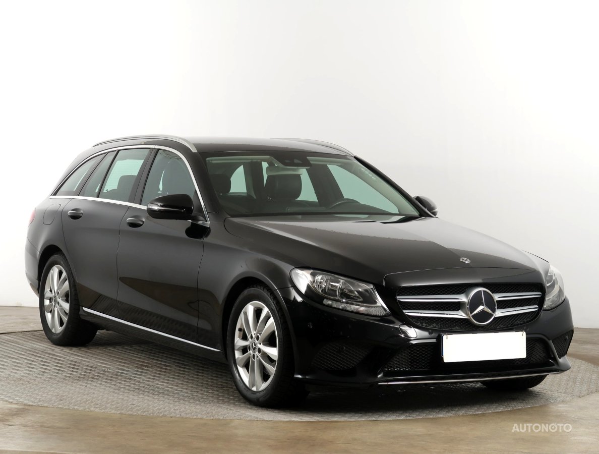 Mercedes-Benz C, 2019 - pohled č. 1