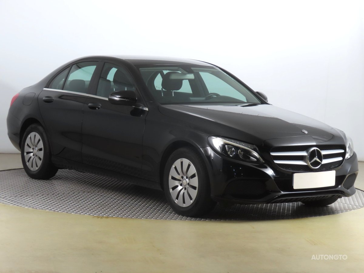 Mercedes-Benz C, 2018 - pohled č. 1