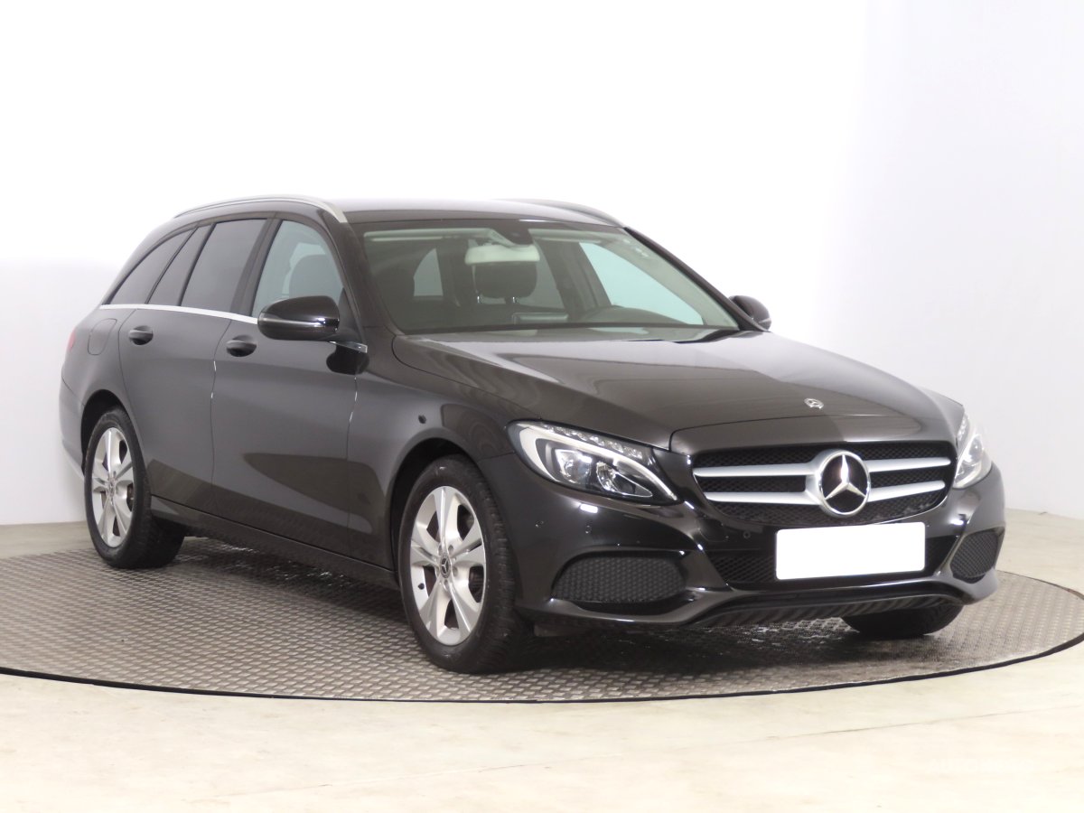 Mercedes-Benz C, 2018 - pohled č. 1