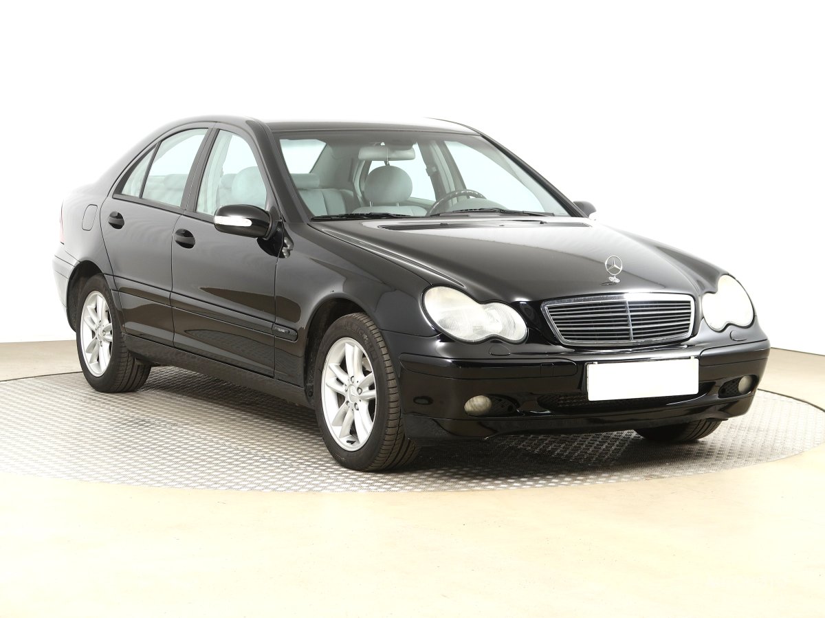 Mercedes-Benz C, 2001 - pohled č. 1
