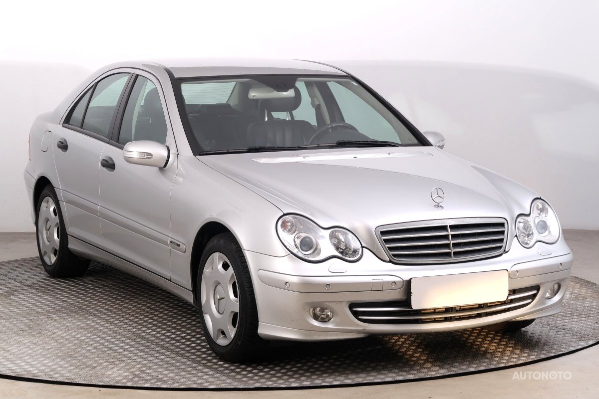 Mercedes-Benz C, 2004 - pohled č. 1