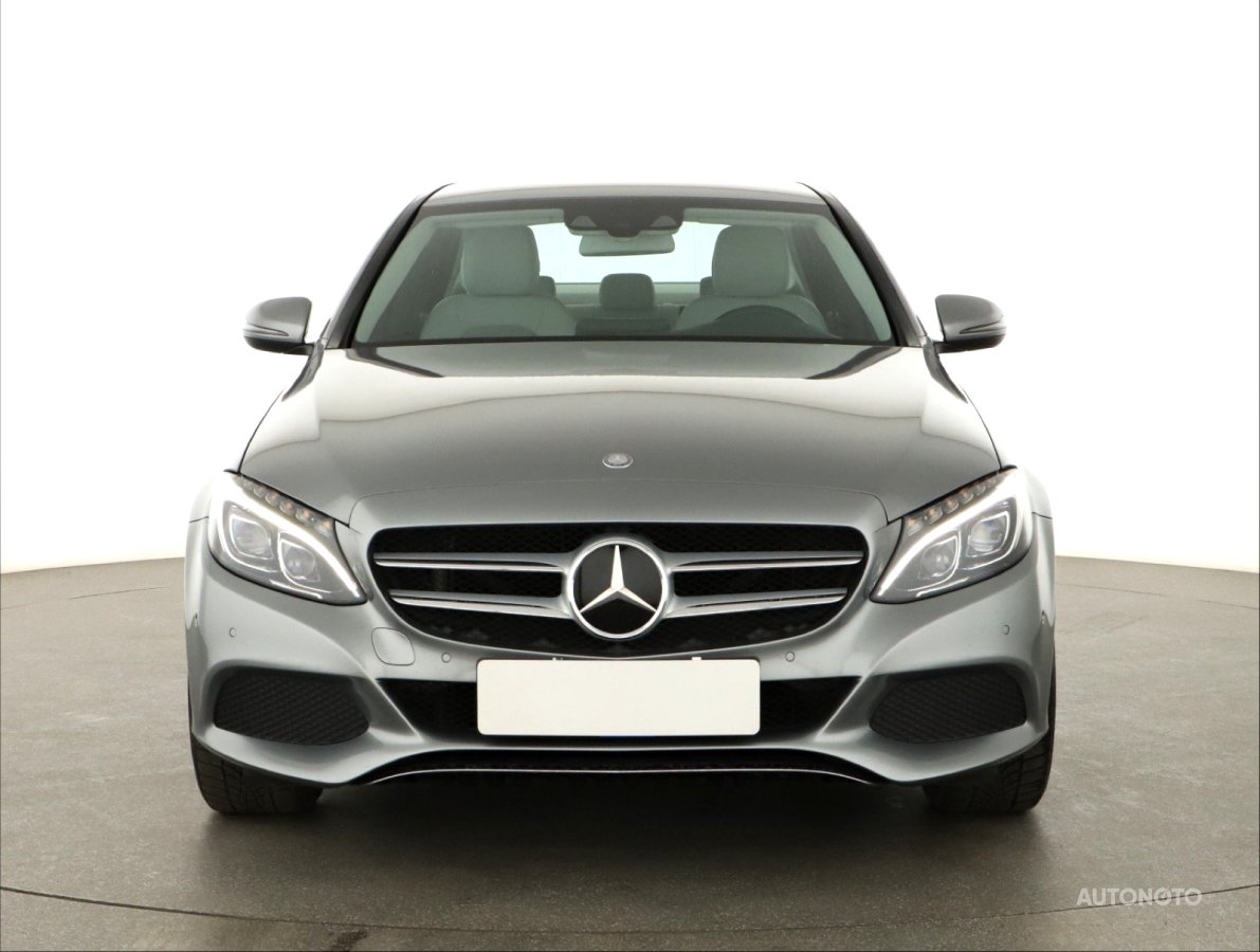 Mercedes-Benz C, 2016 - pohled č. 2