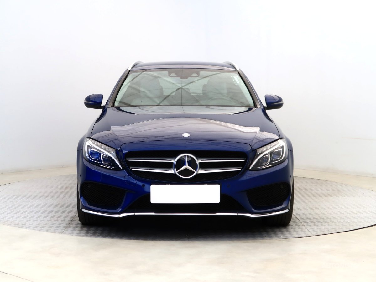 Mercedes-Benz C, 2015 - pohled č. 2