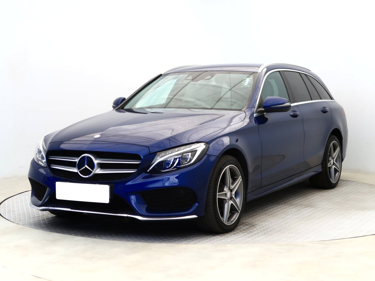 Mercedes-Benz C, 2015 - pohled č. 3