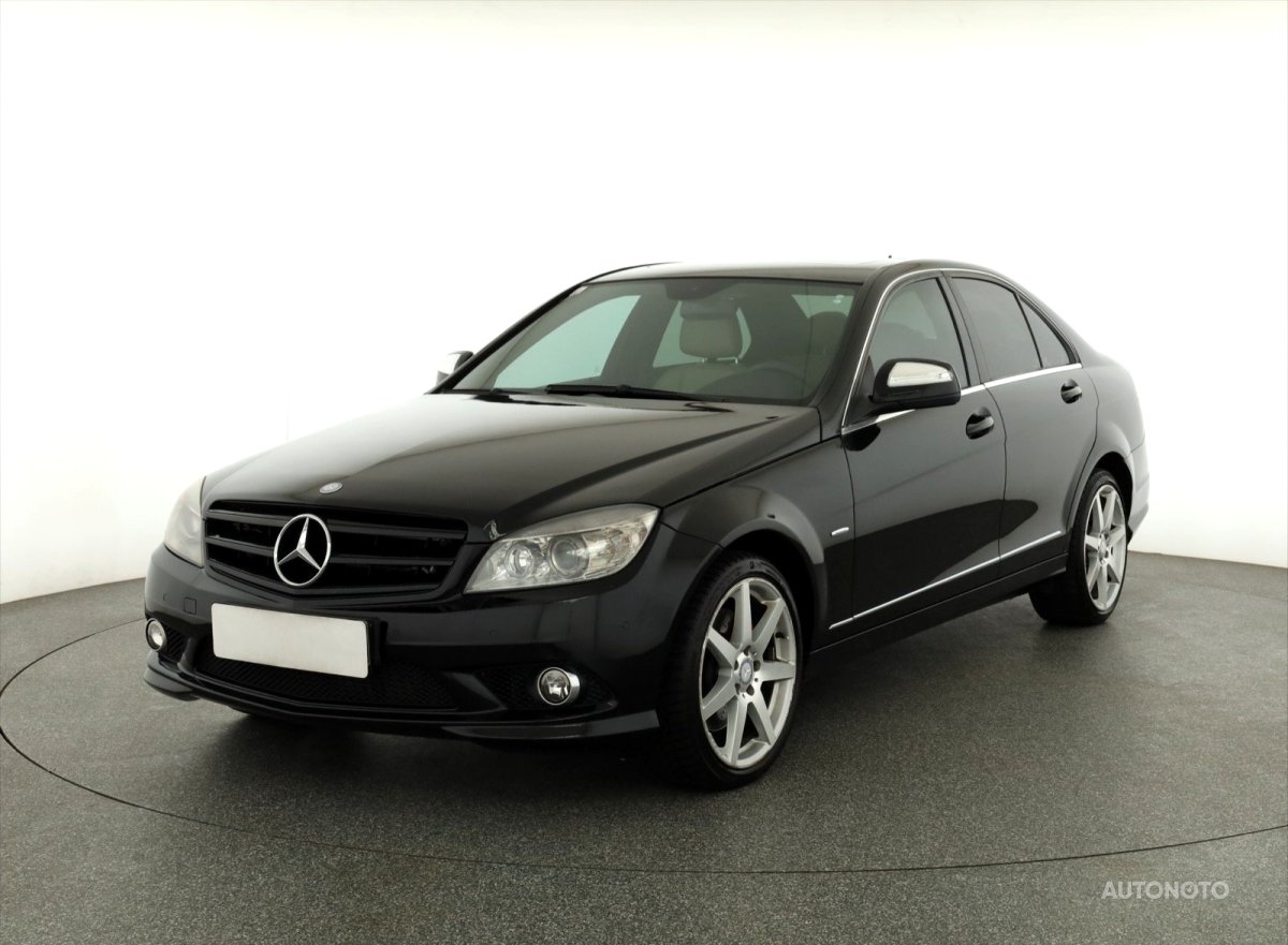 Mercedes-Benz C, 2007 - pohled č. 3