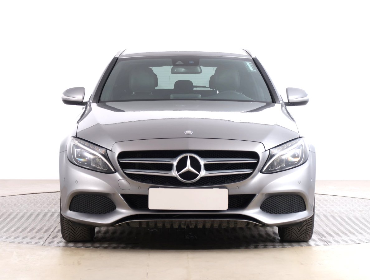 Mercedes-Benz C, 2015 - pohled č. 2