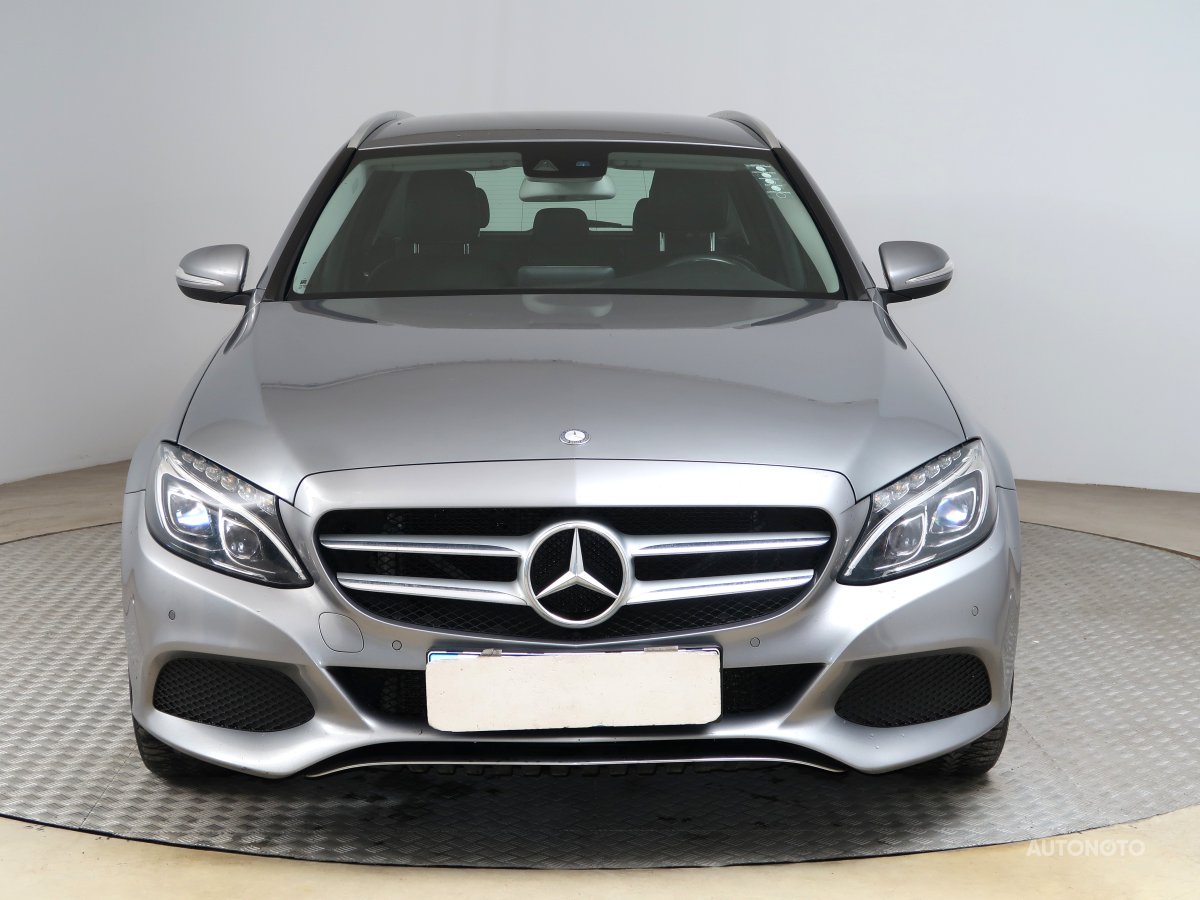 Mercedes-Benz C, 2015 - pohled č. 2