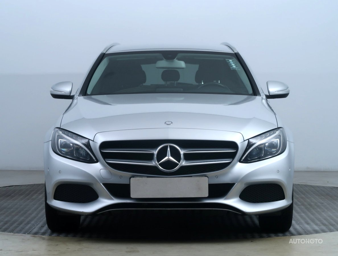 Mercedes-Benz C, 2015 - pohled č. 2