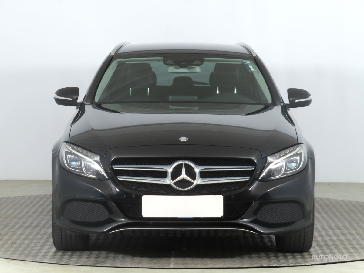 Mercedes-Benz C, 2015 - pohled č. 2