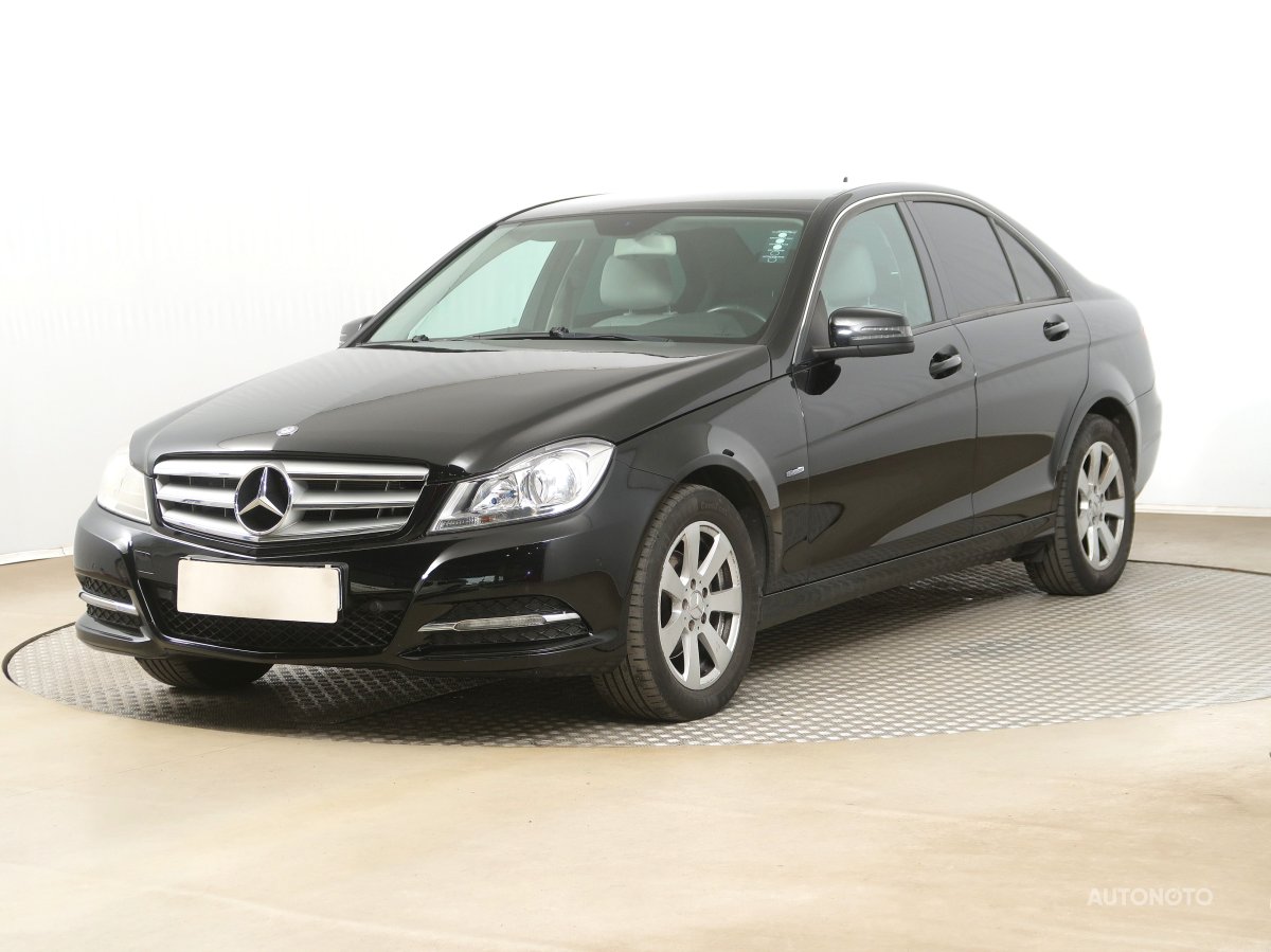 Mercedes-Benz C, 2012 - pohled č. 3