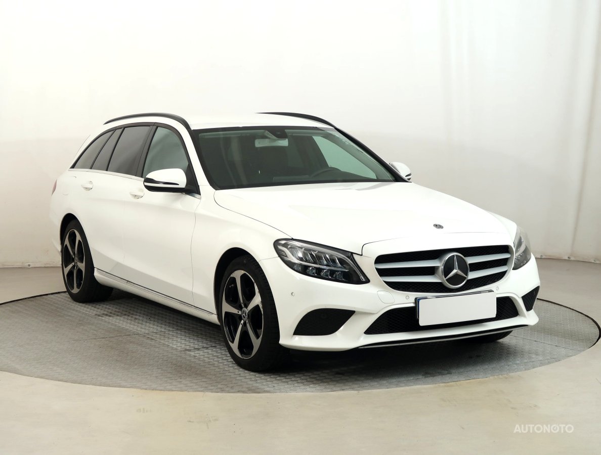 Mercedes-Benz C, 2020 - celkový pohled