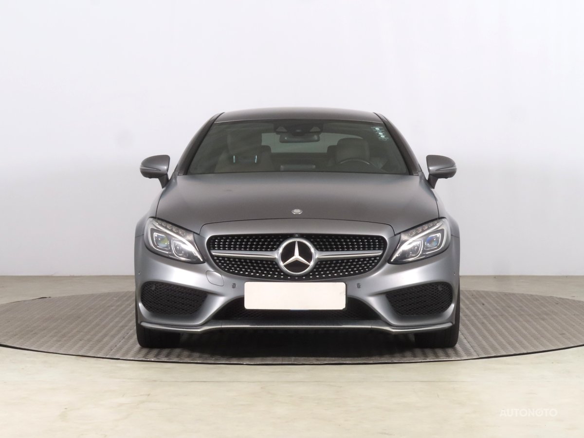 Mercedes-Benz C, 2017 - pohled č. 2