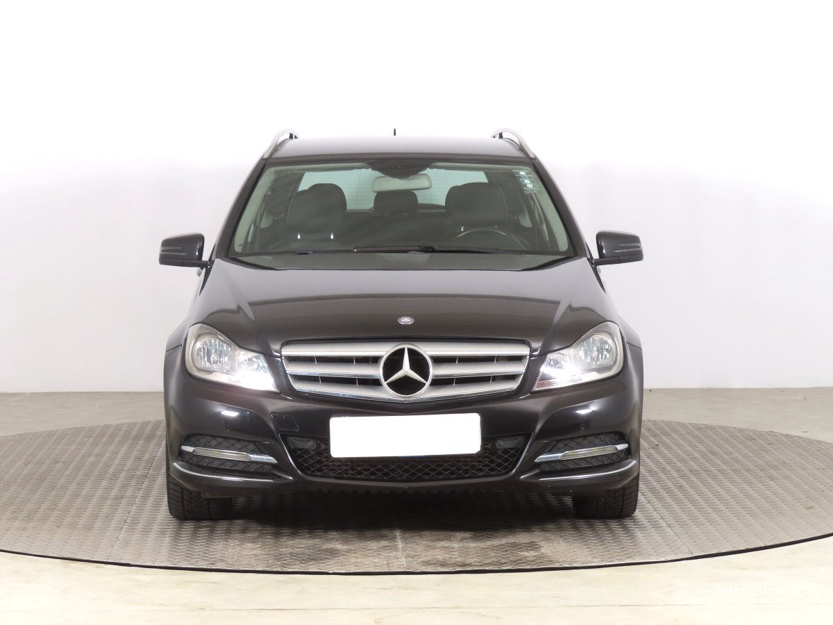 Mercedes-Benz C, 2014 - pohled č. 2