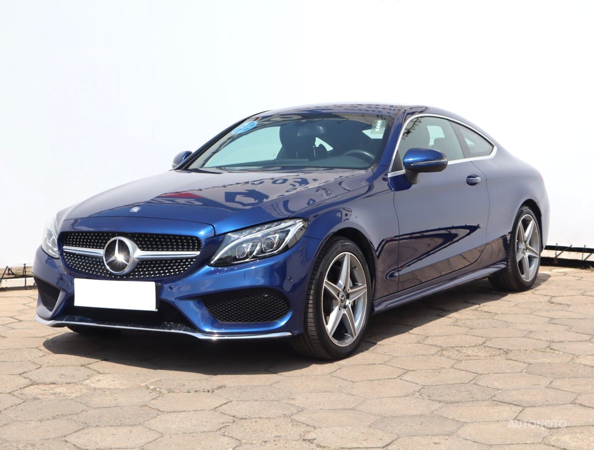 Mercedes-Benz C, 2017 - pohled č. 3