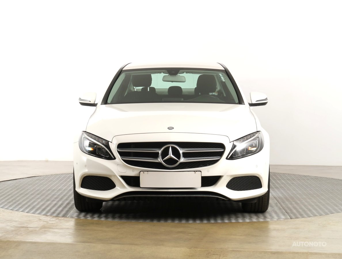 Mercedes-Benz C, 2016 - pohled č. 2