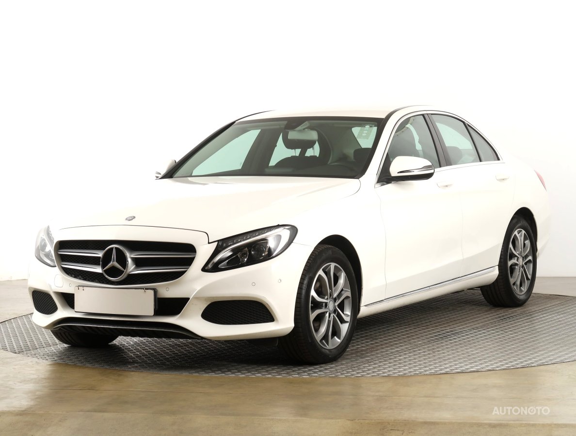 Mercedes-Benz C, 2016 - pohled č. 3